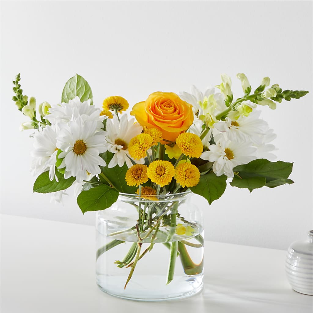 Sun Salutation Bouquet – Flowers By Sue, Bullard TX
