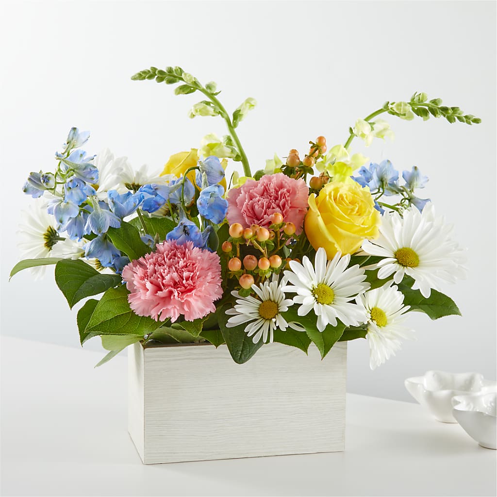Sun Salutation Box Bouquet – Flowers By Sue, Bullard TX