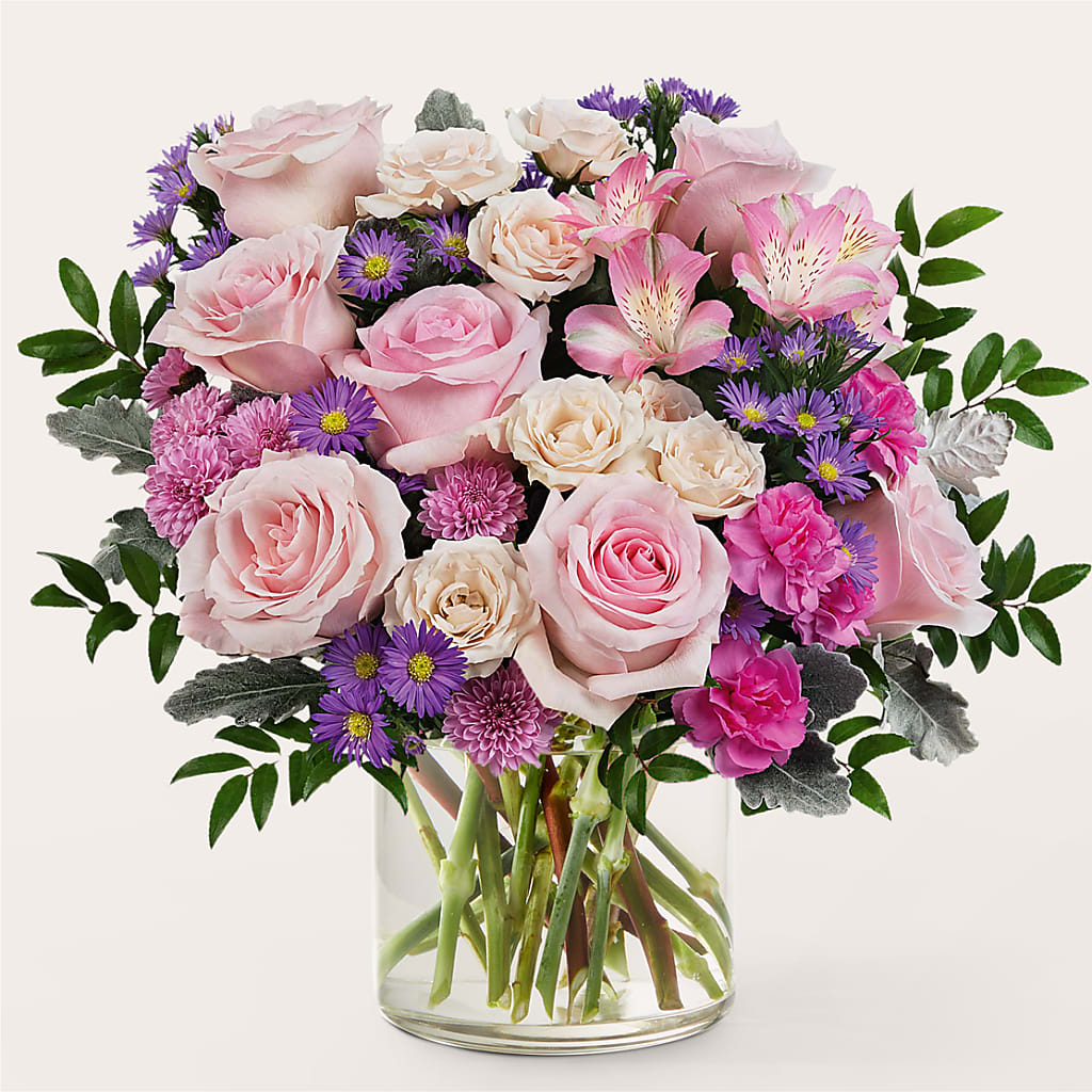 Light as a Feather Bouquet – Flowers By Sue, Bullard TX