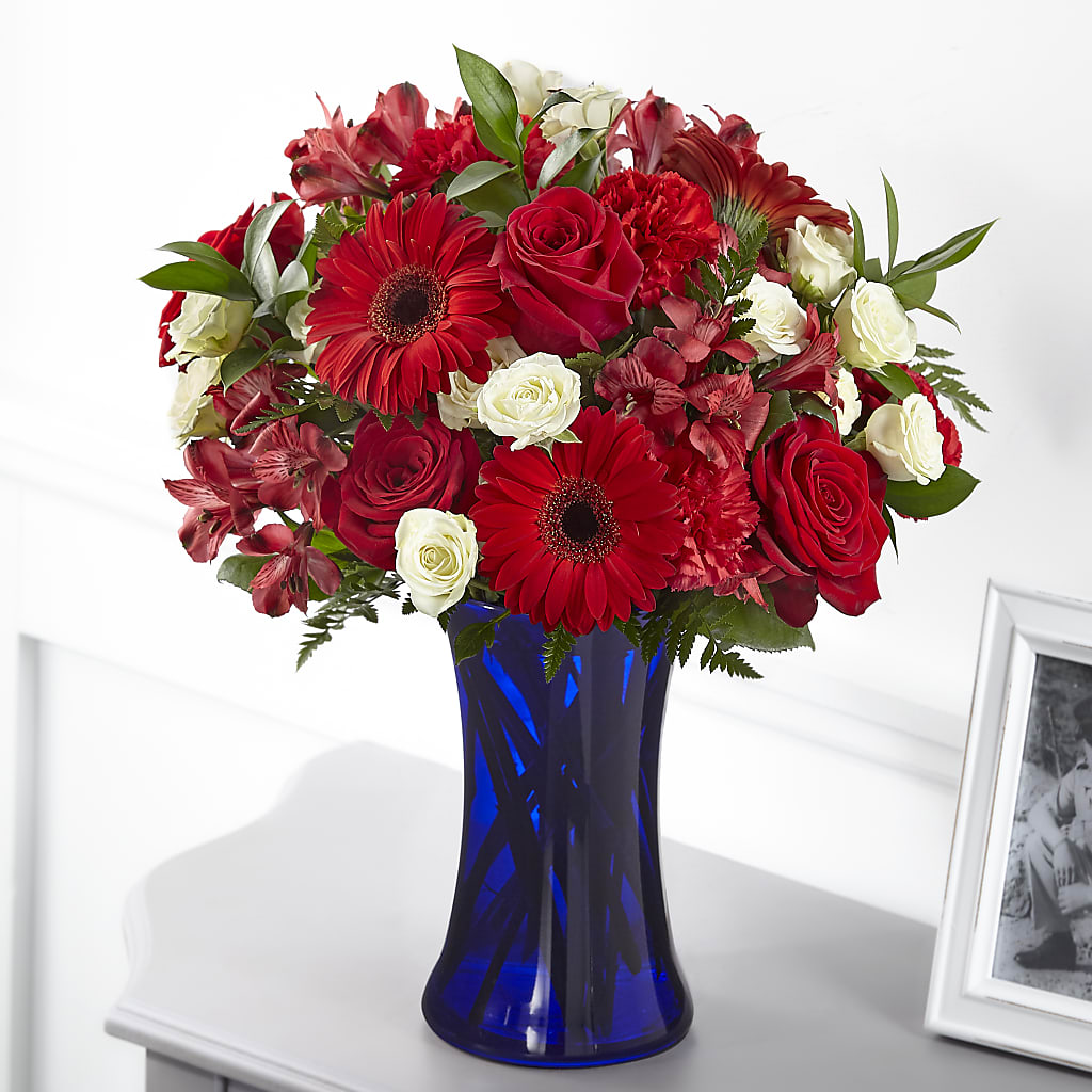 Hearts Embrace Bouquet – Flowers By Sue, Bullard TX