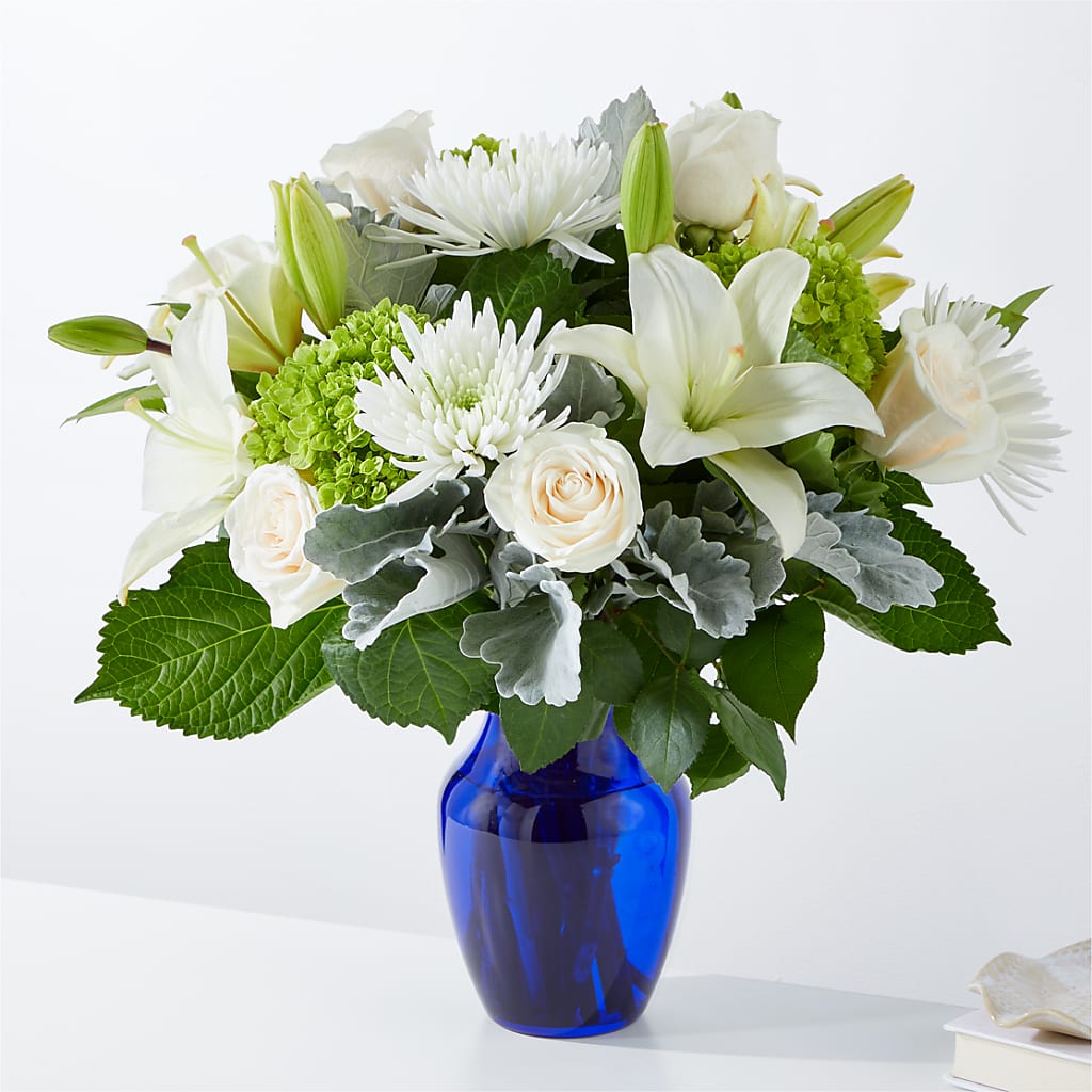 Snowy Dreams Bouquet – Flowers By Sue, Bullard TX