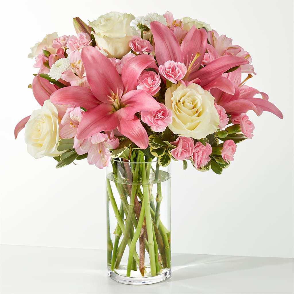 Piece of Cake Bouquet – Flowers By Sue, Bullard TX