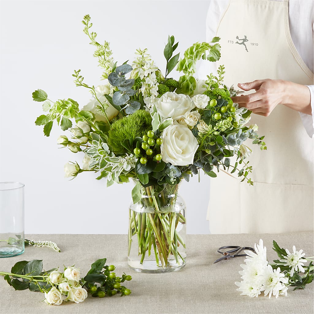 Irish Garden - A Florist Original –  Flowers By Sue, Bullard TX