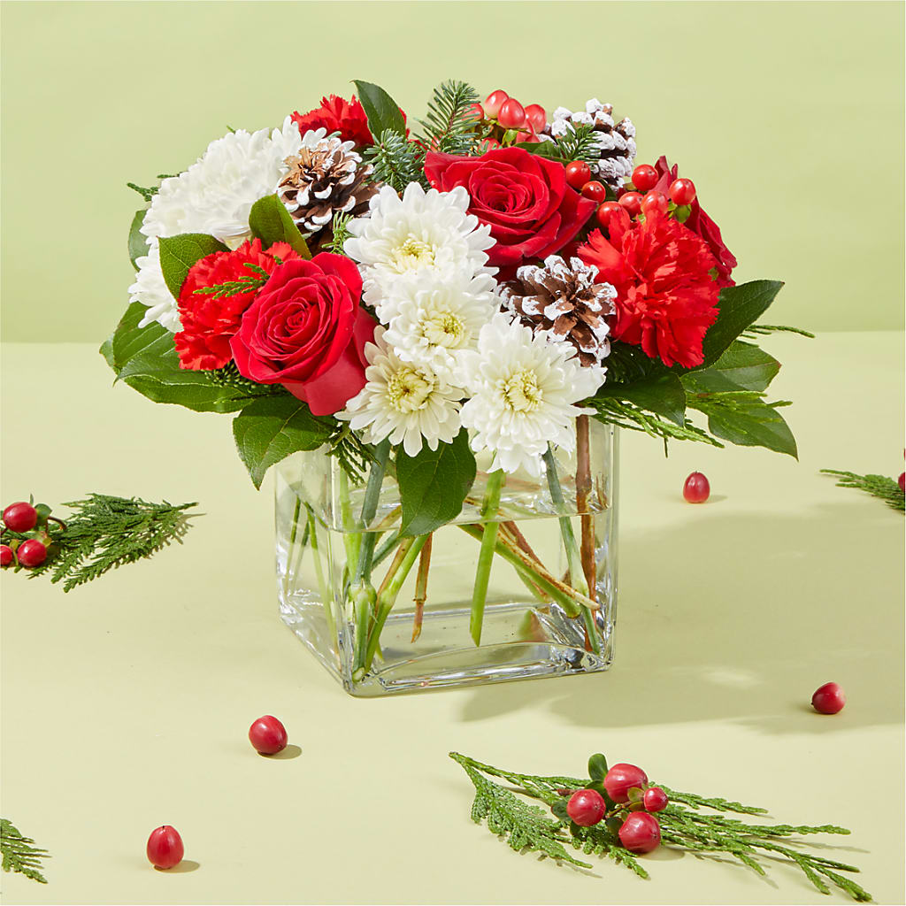 Snow Angel Bouquet –  Flowers By Sue, Bullard TX