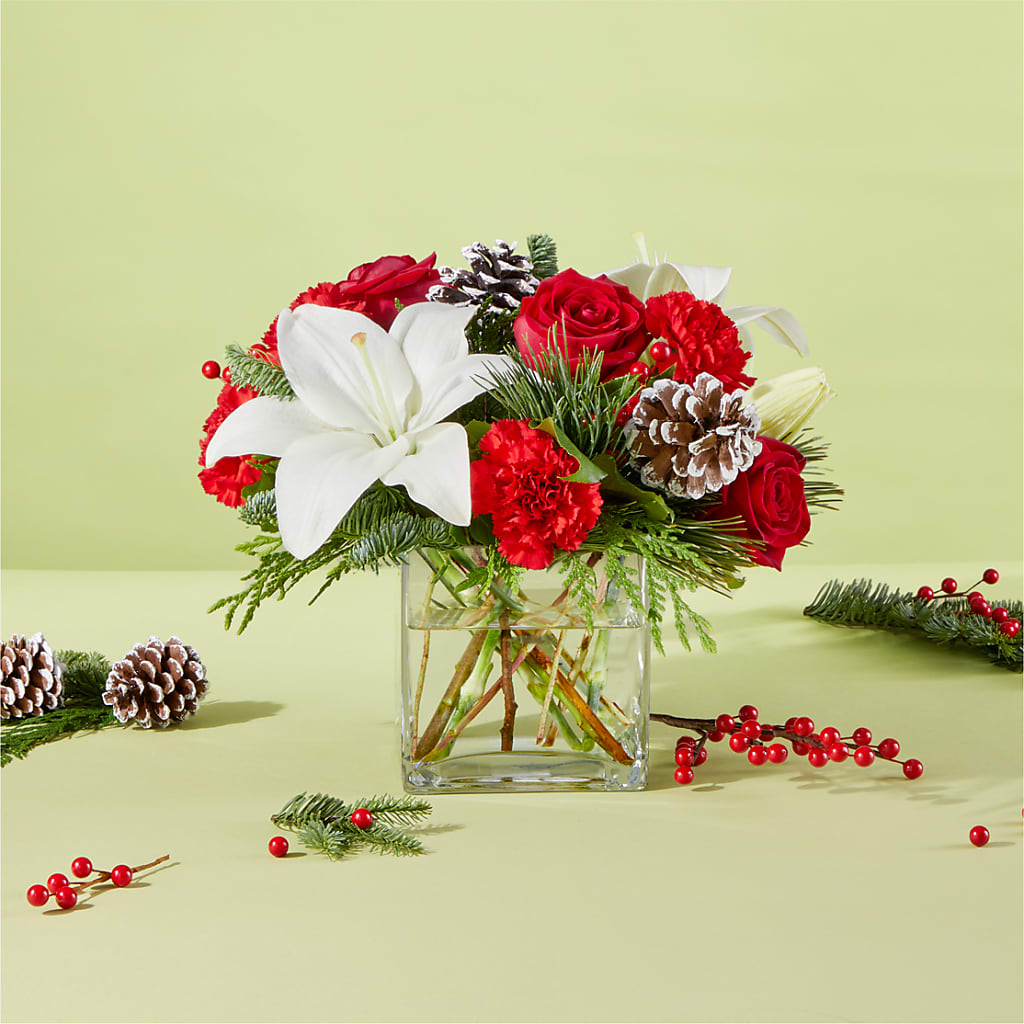 Glistening Icicles Bouquet –  Flowers By Sue, Bullard TX