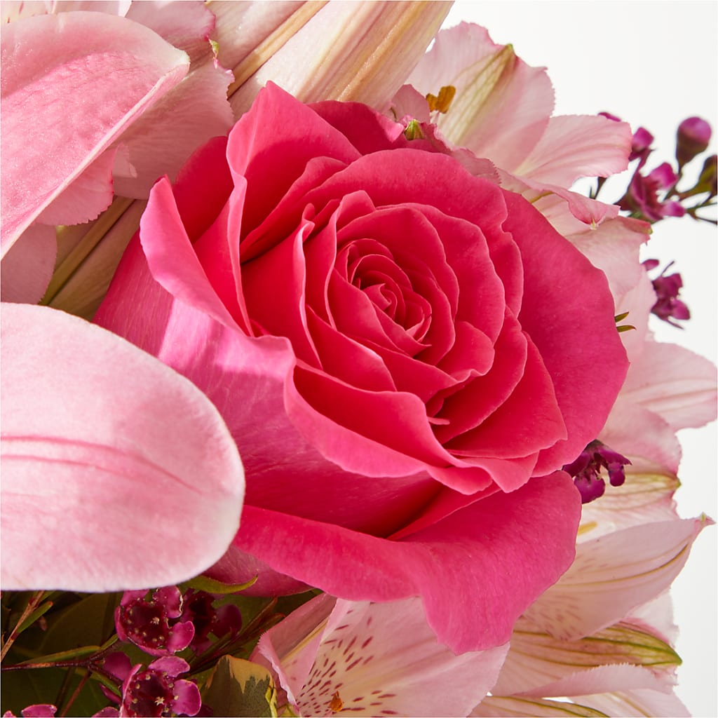 Lucky in Love Bouquet –  Flowers By Sue, Bullard TX